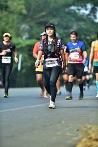 BIB: 40312
                            <button type="button" onclick="openModal(10132697)" class="btn btn-primary btn-sm float-right btn-popup" data-toggle="modal" data-target=".modal-high-quality">
                        <i class="fas fa-shopping-cart"></i> Add to Cart
                    </button>
                                            <button type="button" onclick="isThisMe(10132697, true)" class="btn btn-success btn-sm float-right btn-popup btn-isme hidden" data-toggle="tooltip" data-placement="bottom" title="นี่คือรูปของคุณใช่ไหม คลิกที่นี่เพื่อเอาเข้าอัลบั้ม">
                        <i class="fas fa-plus"></i> Add to album
                    </button>
                    <button type="button" onclick="isThisMe(10132697, false)" class="btn btn-warning btn-sm float-right btn-popup btn-isnotme hidden">
                        <i class="fas fa-ban"></i> Remove from album
                    </button>